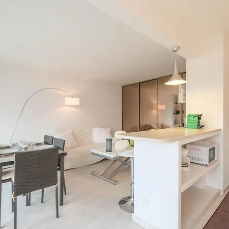 Wonderful 1 Bedroom 3 Min Walk To The Croisette! Apartament Cannes