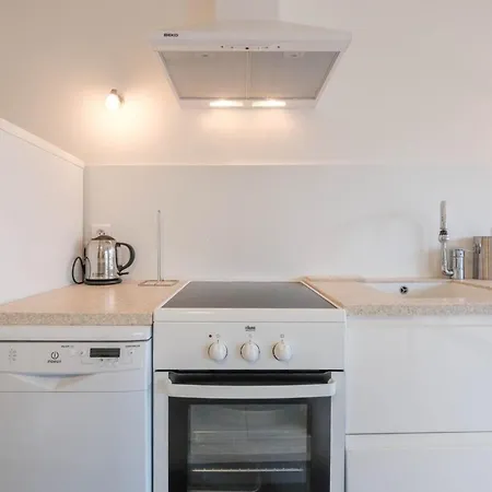 Wonderful 1 Bedroom 3 Min Walk To The Croisette! * Cannes