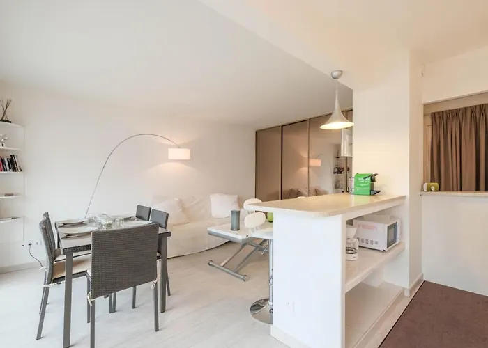 Wonderful 1 Bedroom 3 Min Walk To The Croisette! Daire Cannes