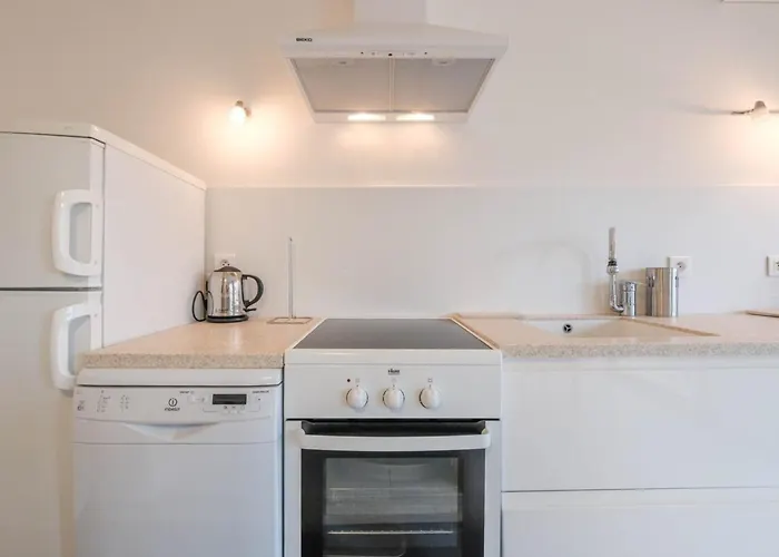 Wonderful 1 Bedroom 3 Min Walk To The Croisette! * Cannes